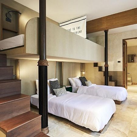 B House 49 Bangkok Aparthotel Bagian luar foto